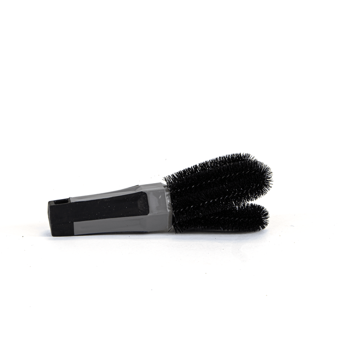 Lug Nut Brush