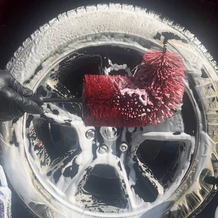 Wheel Brush - Red